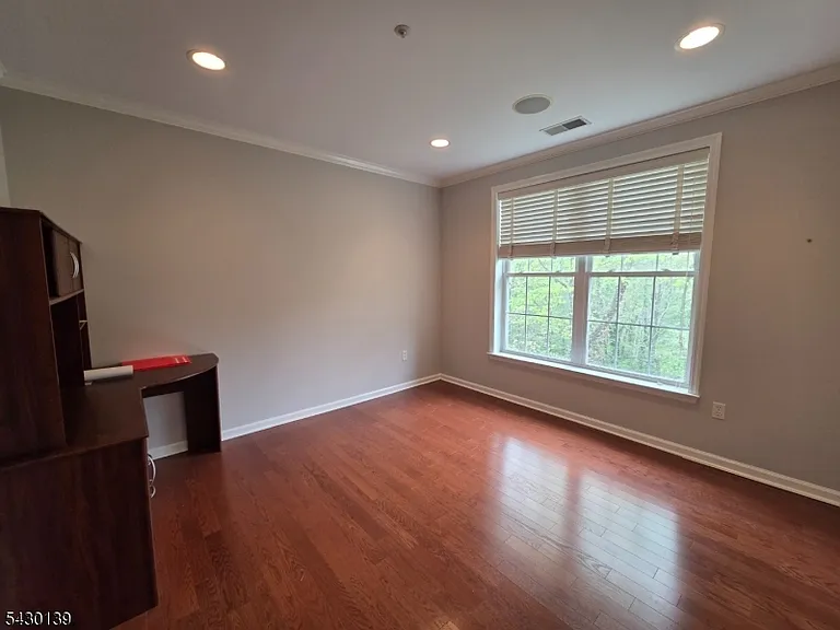 1310 Bush Cir — Photo 14