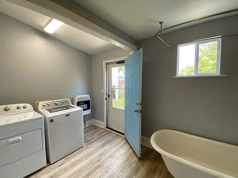 2729 Onzaga St #2729 — Photo 6
