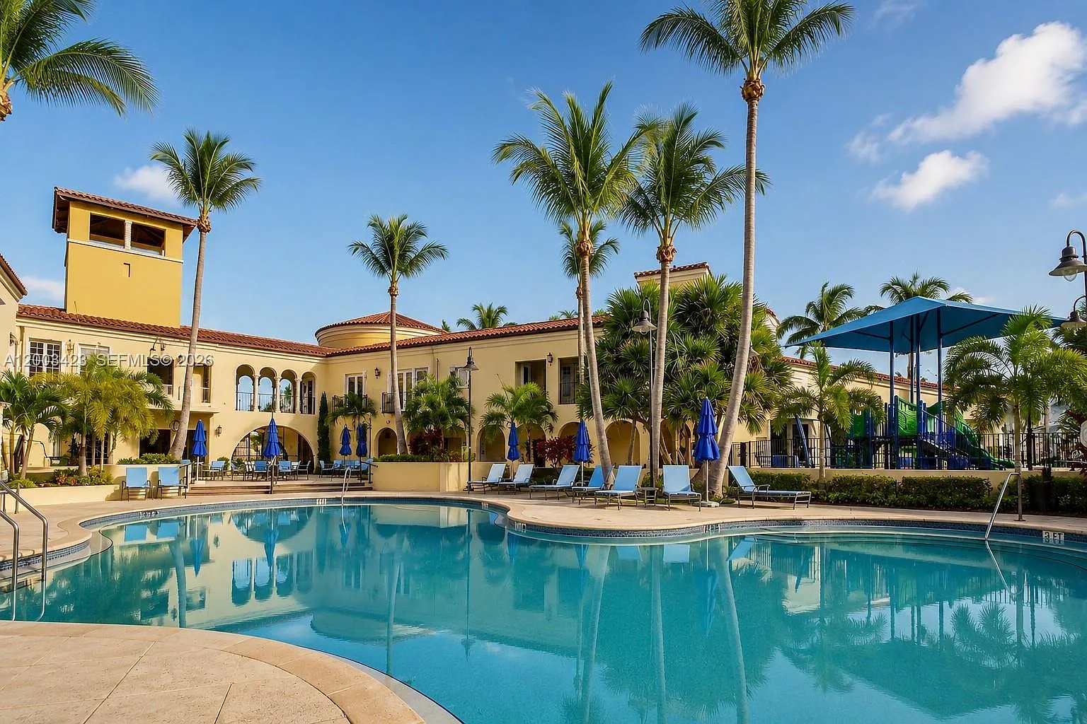 Aventura Lakes - Phase Ii — Photo 1