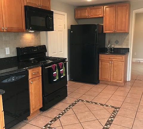 2nd image of 8010 Germantown Ave APT B