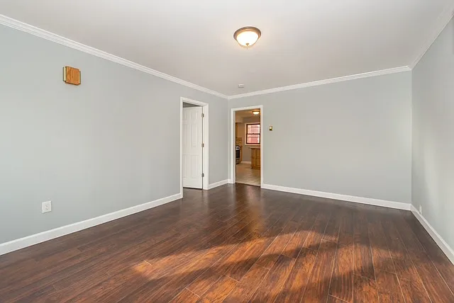 46 Center St — Photo 3