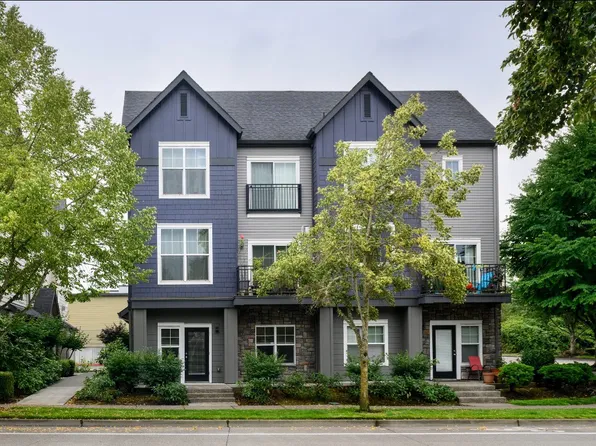 10651 NE Red Wing Way #102, Hillsboro, OR 97006