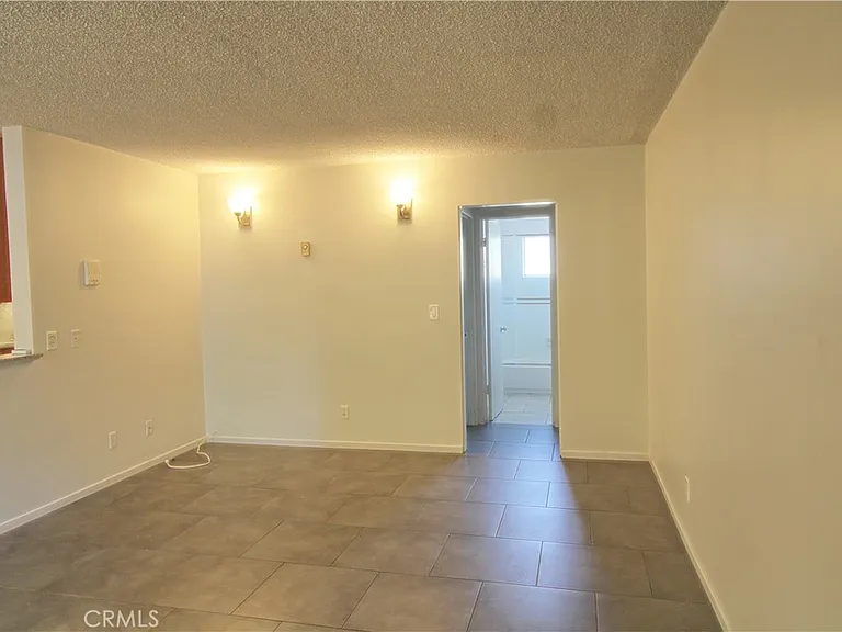 807 E Cottonwood Rd #11 — Photo 4