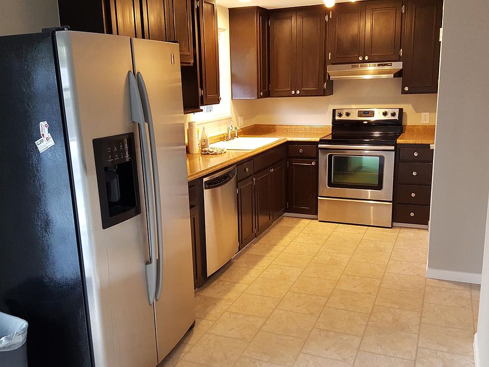 1st image of 124 Dawson Pl