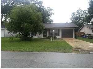 1st image of 4703 Wisteria Dr