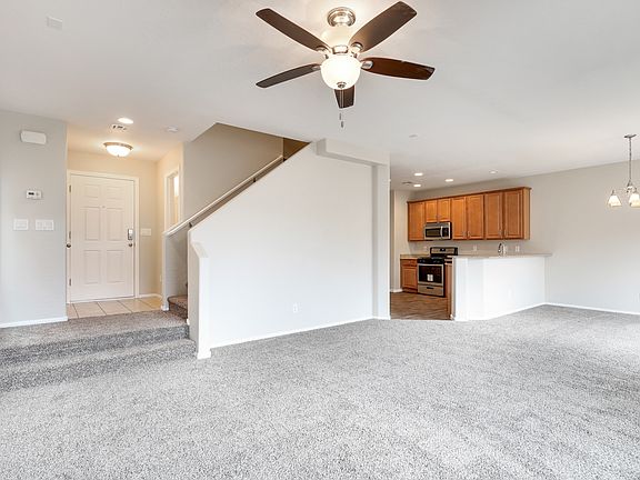3rd image of 1421 Beams Ave