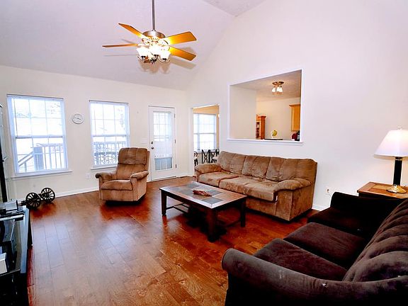 5th image of 5006 Betsy Ann Ave