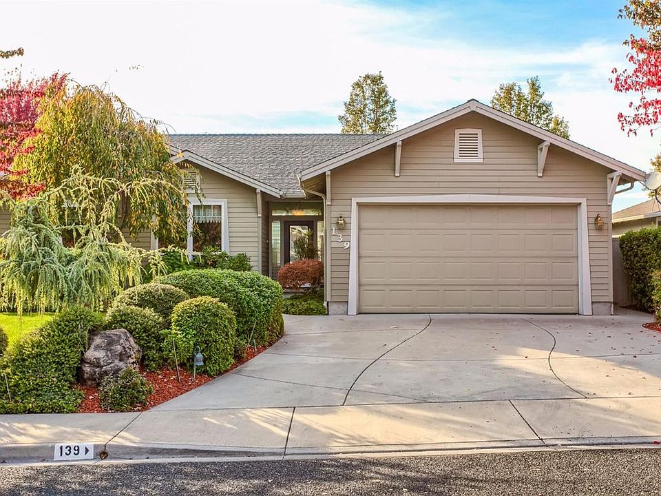 1st image of 139 Country Hill Dr