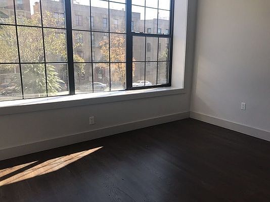 2nd image of 1438 Eastern Pkwy #2L