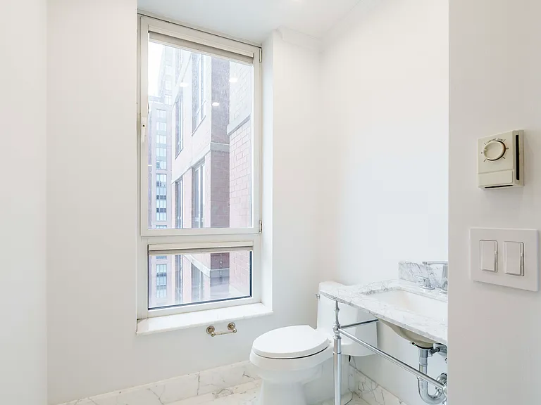 351 E 51st St #Penthouse 5C — Photo 14