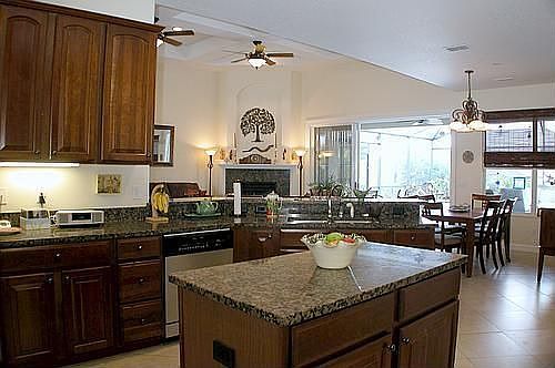 Kitchen-Center Island