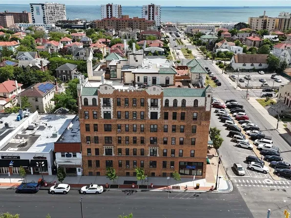 310 Riverside Boulevard #5B, Long Beach, NY 11561