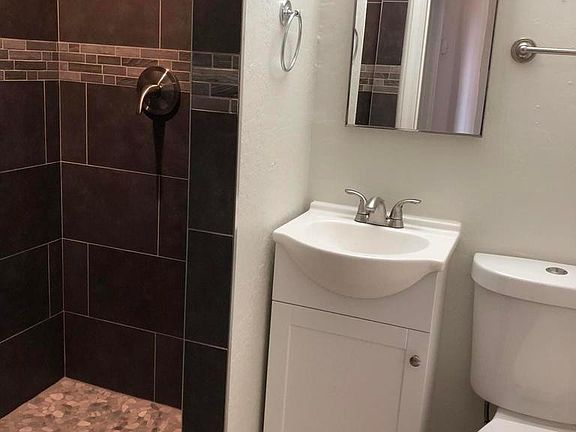 5th image of 13034 N 21st Pl APT 3