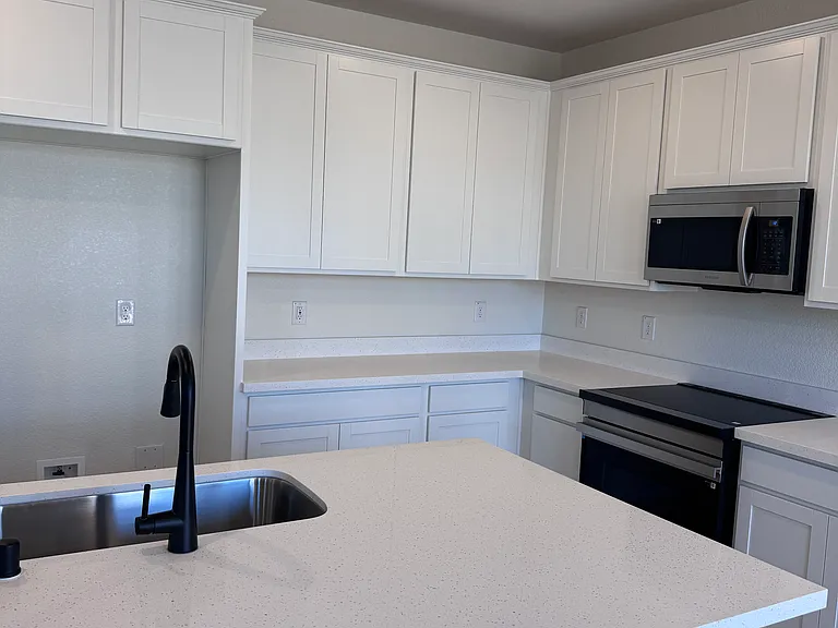 1115 Bengal Loop — Photo 9