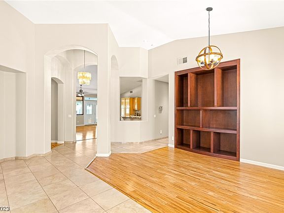 3rd image of 1144 Woodcastle St
