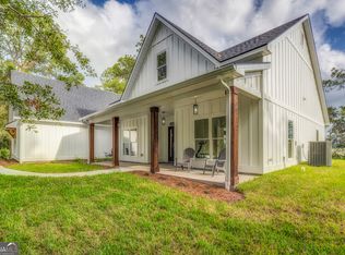 87 Lighthouse Way, Woodbine, GA 31569