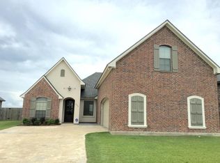 604 Birchview Dr, Broussard, LA 70518