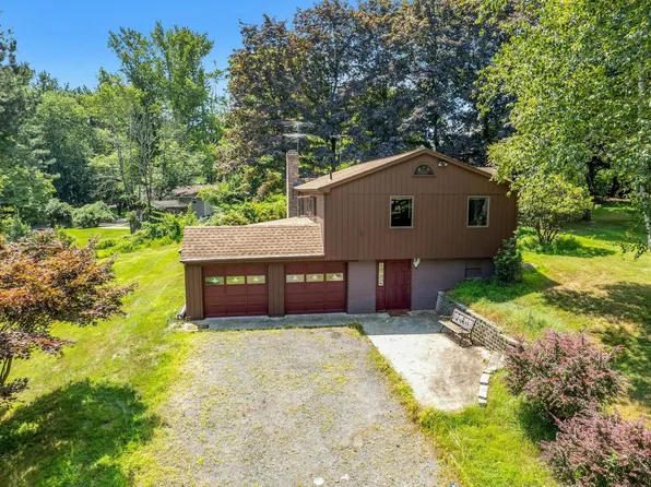 11 Camp Hill Road, Pomona, NY 10970