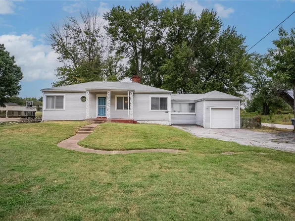 1403 Trampe Ave, Saint Louis, MO 63138