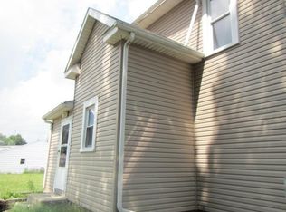 1502 Port Clinton Rd, Fremont, OH 43420