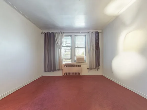 3626 Kings Highway image 5 of 22