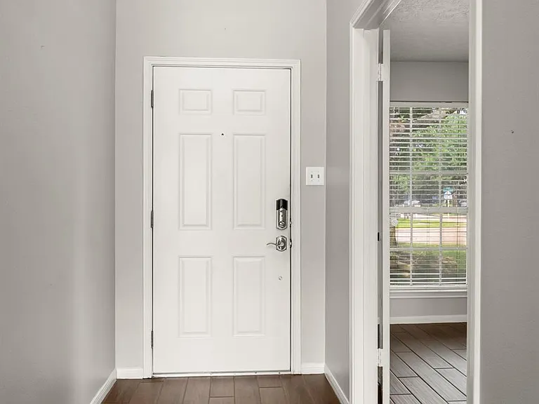11307 Travelers Way Cir — Photo 4