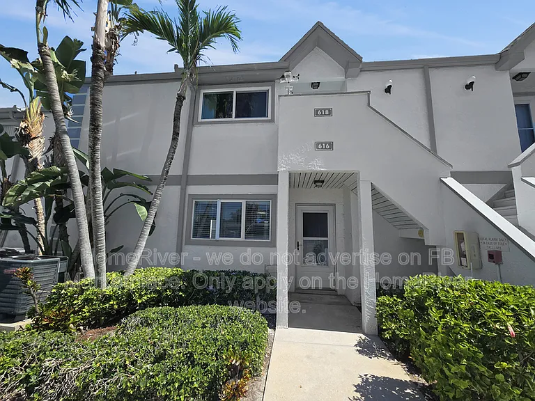 616 Beach Park Ln #V261 — Photo 14