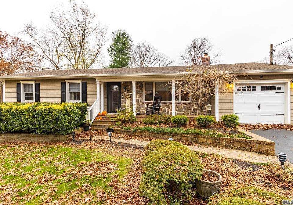 1st image of 72 Summit Dr