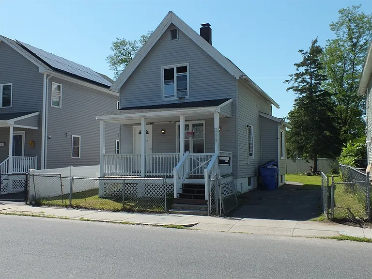 241 Tyler St — Photo 1