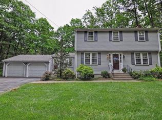 698 North St, Walpole, MA 02081
