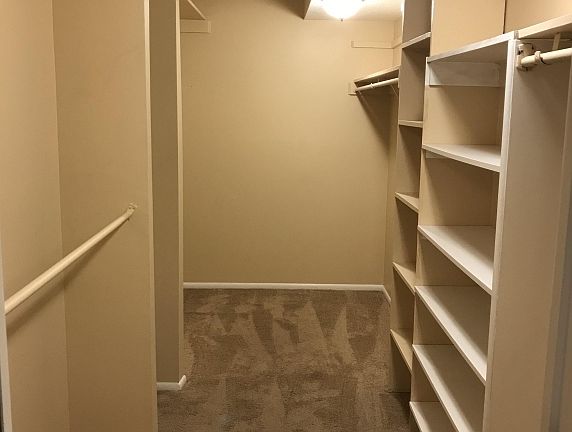 3rd image of 8709 Como Lake Dr