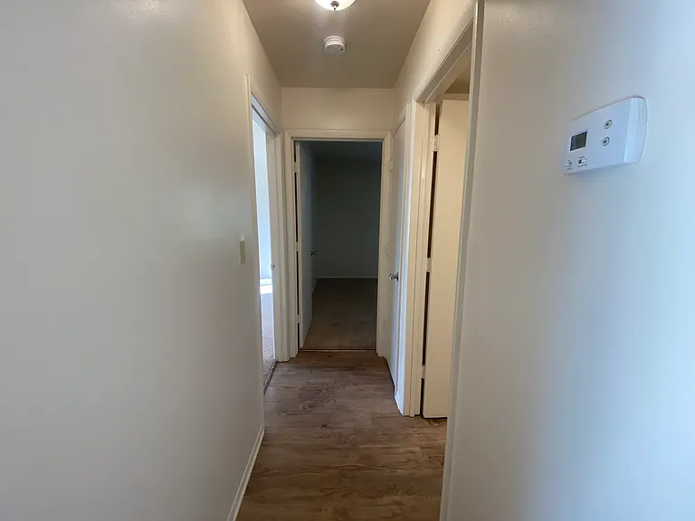 County Green Apartments — Photo 67