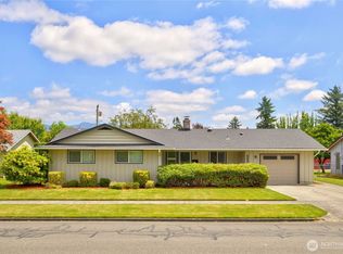 1209 Florence St, Enumclaw, WA 98022