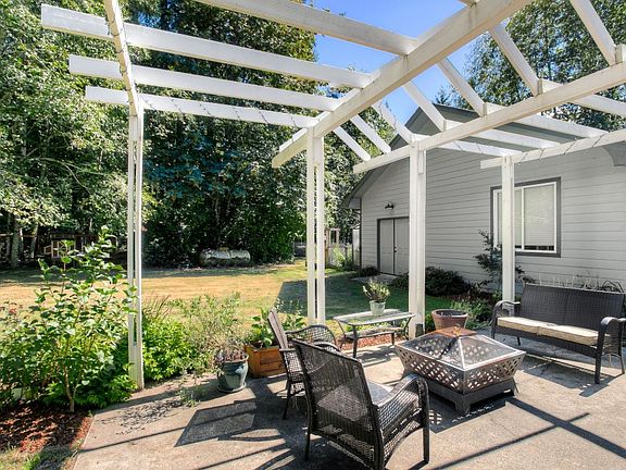 3rd image of 6941 41st Ave NW