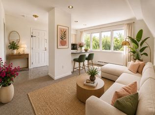 38 Bonn Pl FLOOR 3, Weehawken, NJ 07086