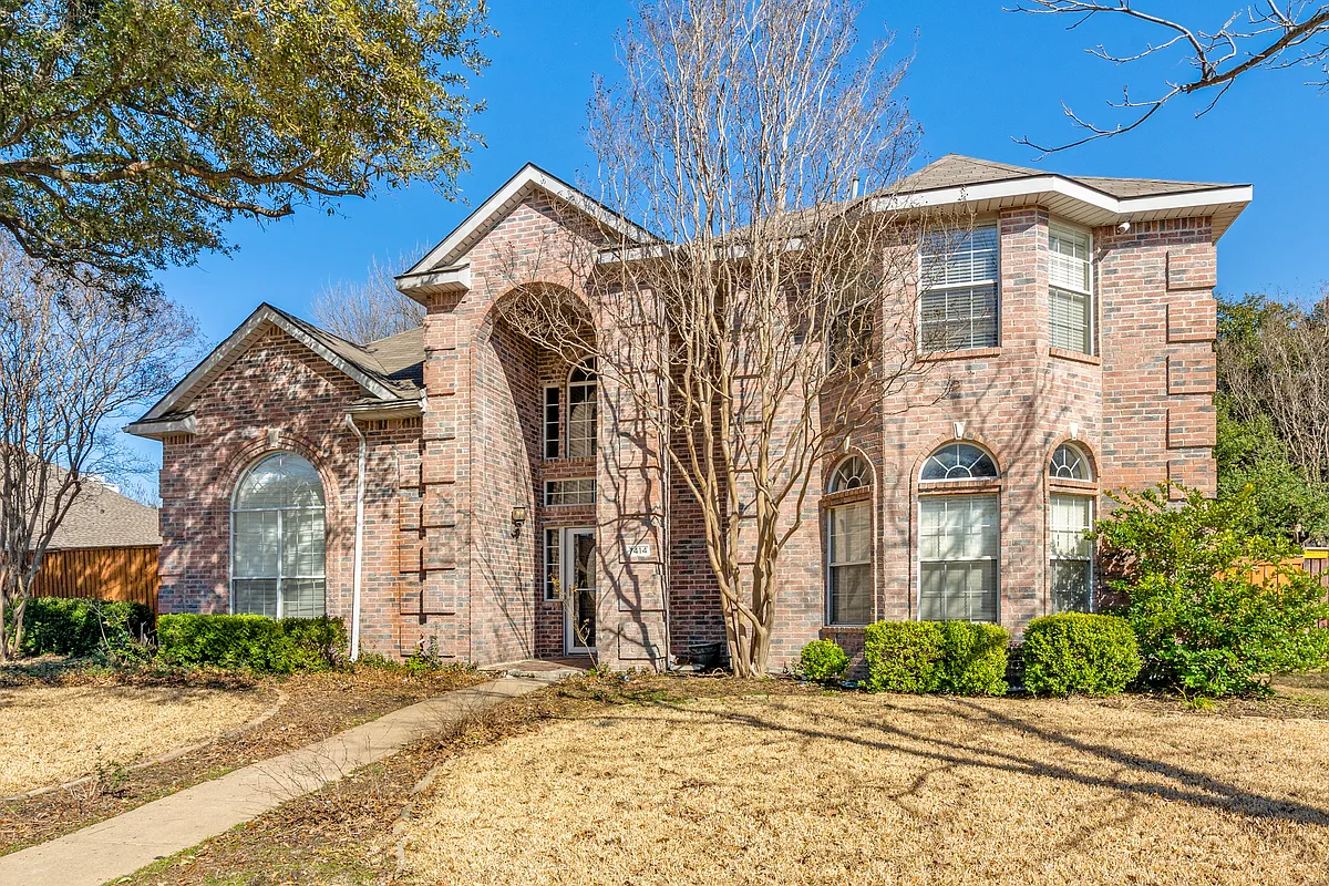 Building Photo - 7414 Silver Lake Dr