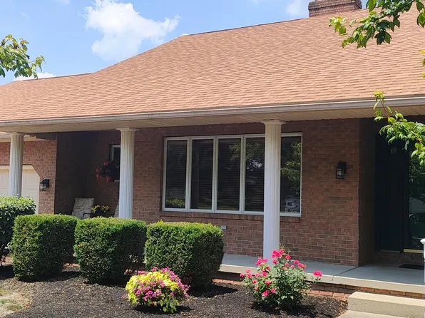 1122 Farmington Ln, Washington Court House, OH 43160