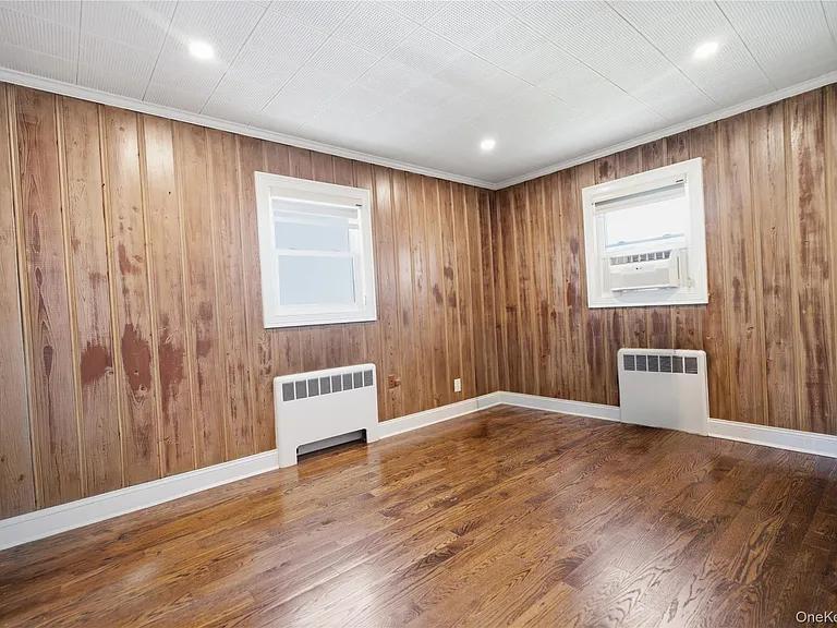 1641 Falmouth Ave — Photo 20