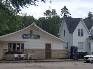 3084 County Rd E, Omro, WI 54963