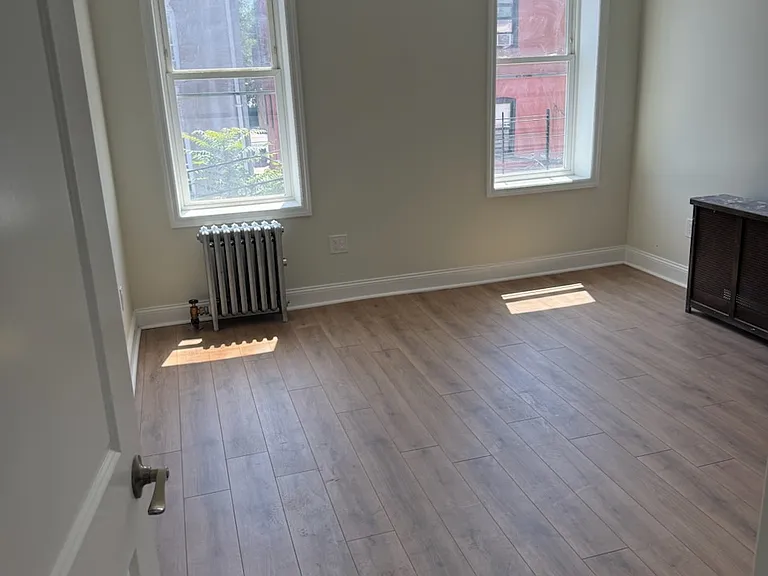 1854 Loring Pl S #2 — Photo 18