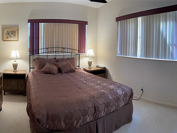 3rd image of 2520 NE 1st Court #309