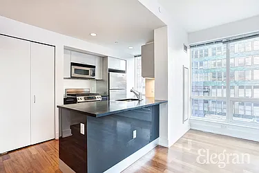 Rented by (Legacy) Elegran