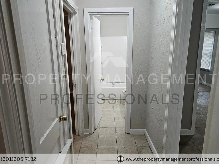 140 Neatherwood Dr — Photo 11