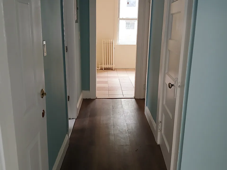 148 Livingston Ave #2