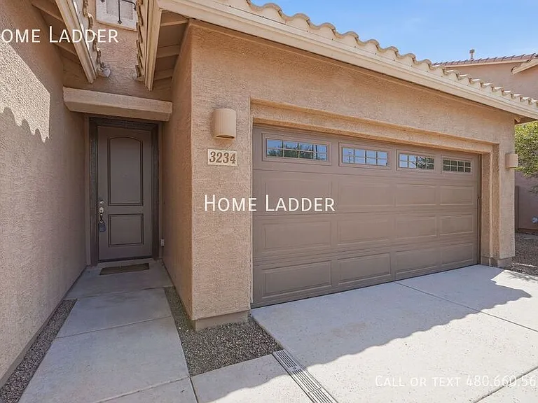 3234 E Dogwood Pl — Photo 3