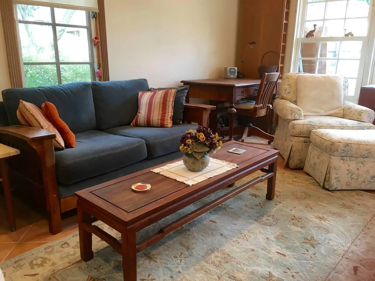 Studio, 550 sqft, $2,450 — Photo 1