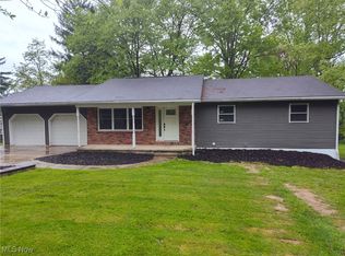 2139 Earl Dr, Zanesville, OH 43701