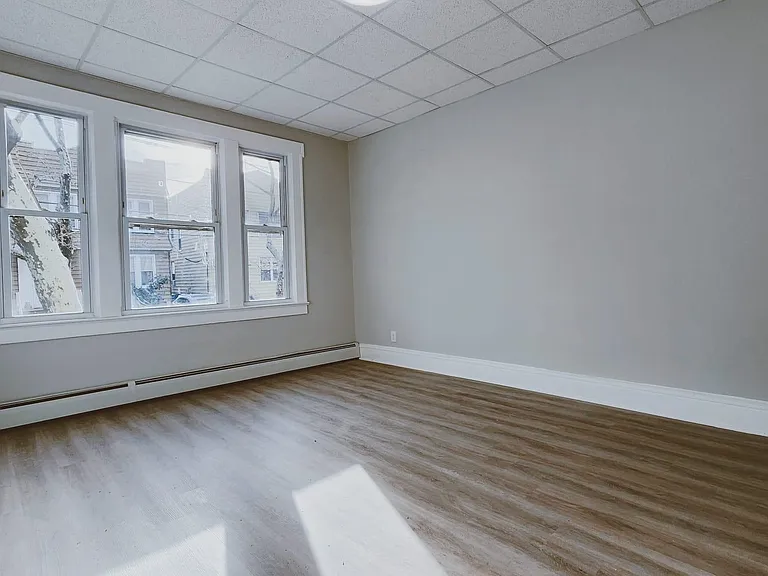 264 Lexington Ave #1R — Photo 11