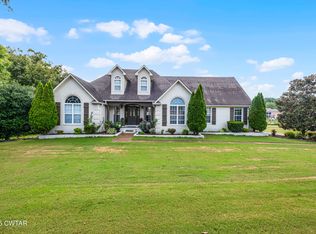 369 Eastern Shores Dr, Lexington, TN 38351