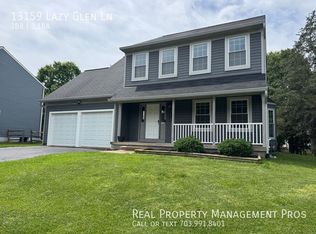 13159 Lazy Glen Ln, Herndon, VA 20171